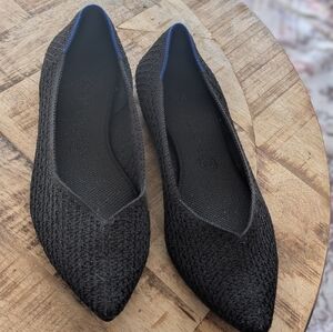 Size 10.5 Black Rothy's Points
